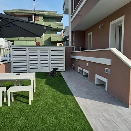 Stasonis Hotel Quartu Sant'Elena Bagian luar foto