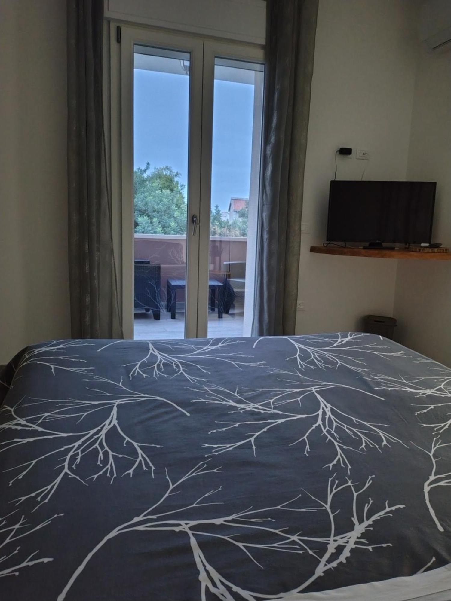 Stasonis Hotel Quartu Sant'Elena Bagian luar foto